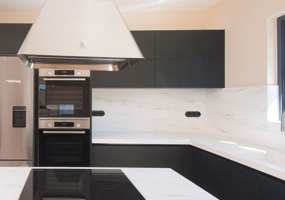 Ποιοι είμαστε